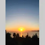 Rosy Sunset Вилла *